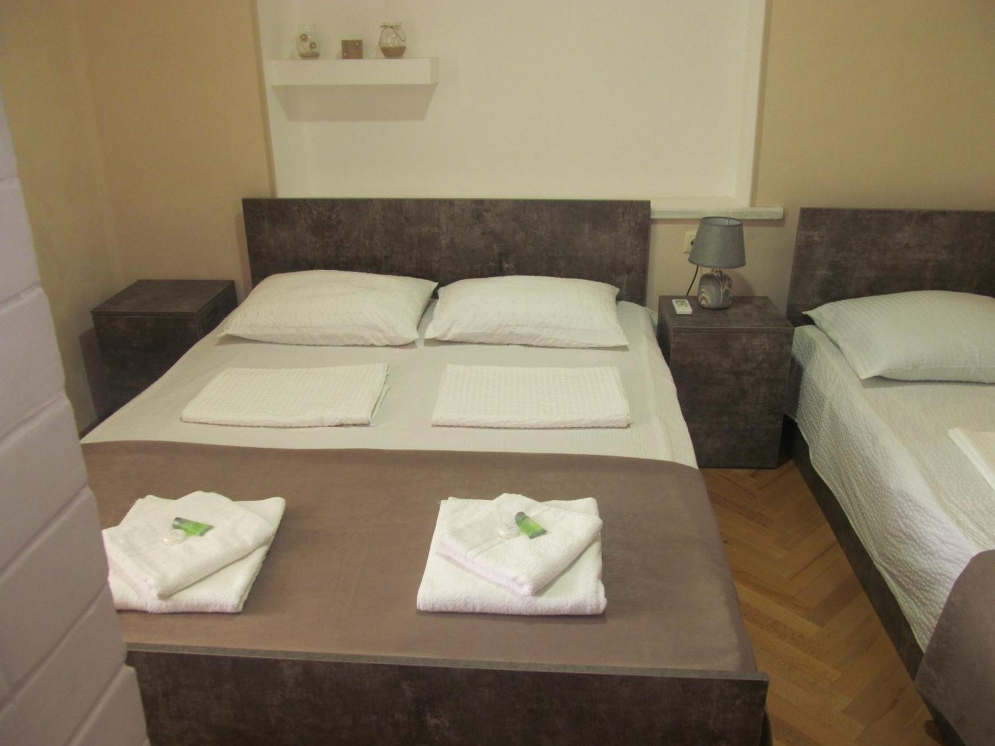 Hotel Classic Telavi Esterno foto